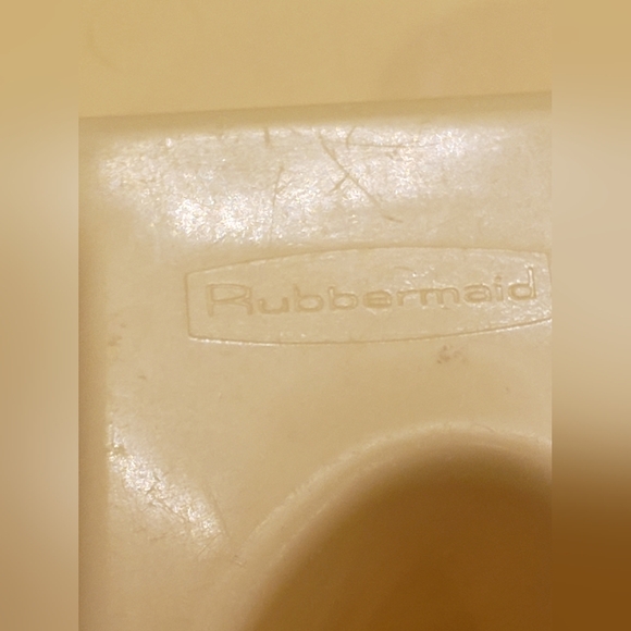 Rubbermaid Plastic Flatware Holder, Drawer Organizer, Cutlery - Picture 9 of 12